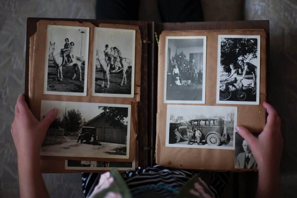 Comment faire un album photo à partir de photos papier ?