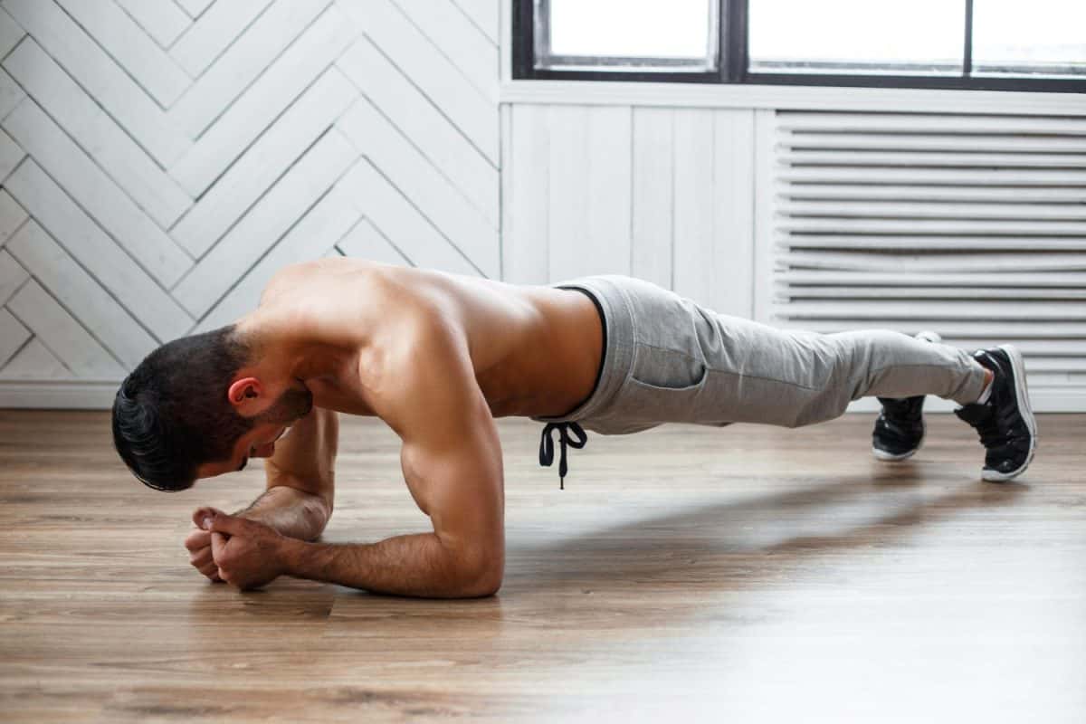 ⚛ Se muscler rapidement : 7 exercices de résistance pour le haut du